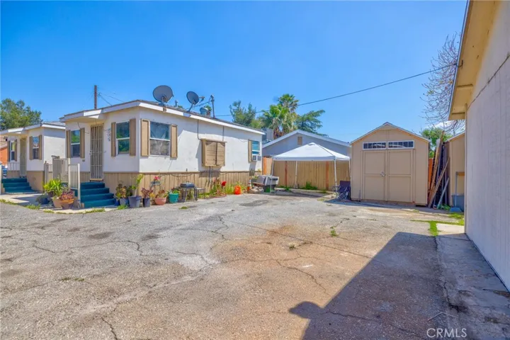 164 S Santa Fe Avenue, San Jacinto, California 92583