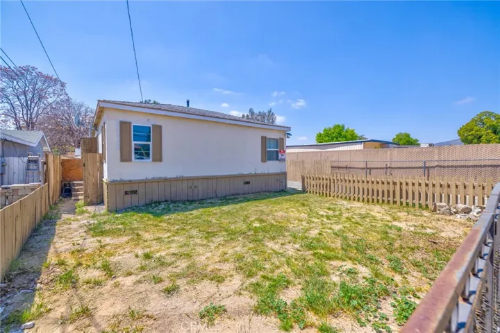 164 S Santa Fe Avenue, San Jacinto, California 92583