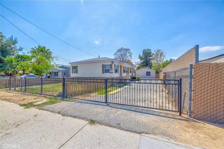 164 S Santa Fe Avenue, San Jacinto, California 92583