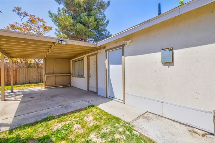 164 S Santa Fe Avenue, San Jacinto, California 92583