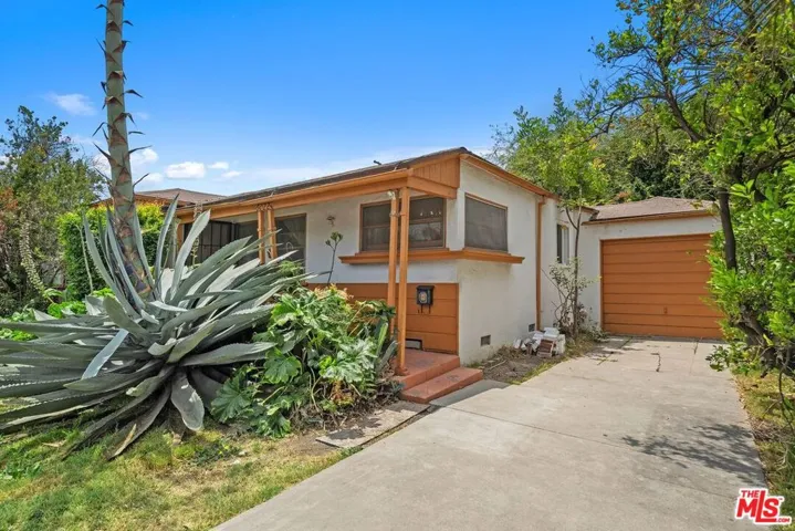 6022 Dauphin Street, Los Angeles, California 90034