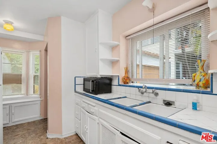 6022 Dauphin Street, Los Angeles, California 90034