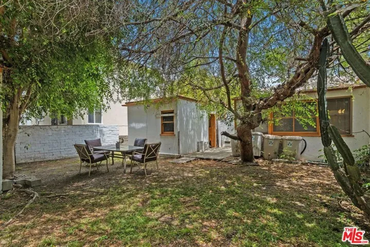 6022 Dauphin Street, Los Angeles, California 90034
