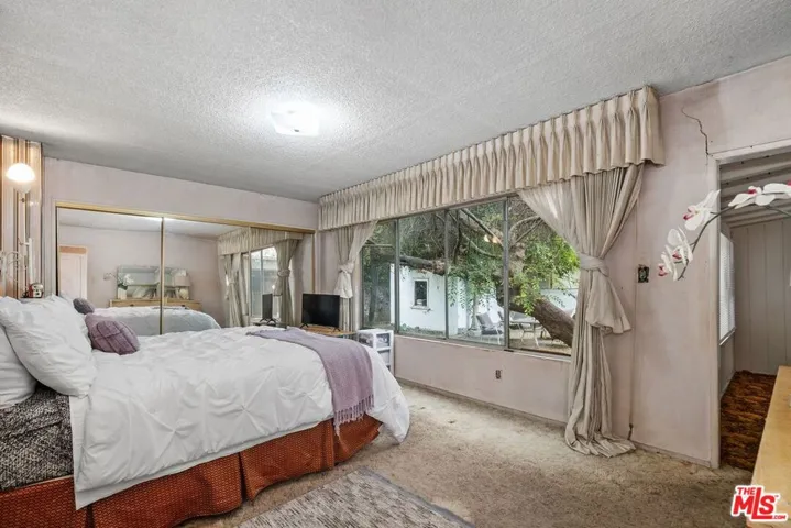 6022 Dauphin Street, Los Angeles, California 90034