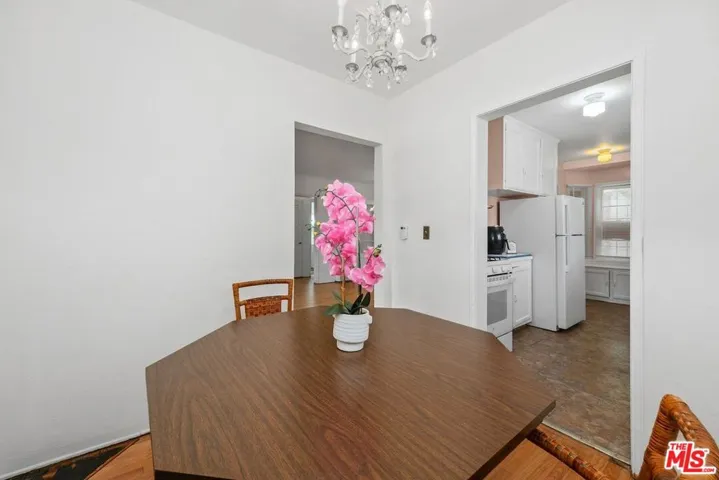 6022 Dauphin Street, Los Angeles, California 90034
