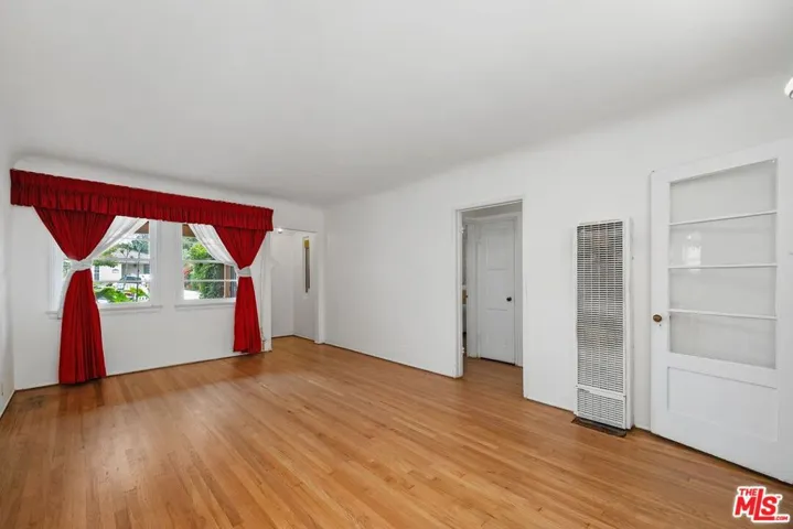 6022 Dauphin Street, Los Angeles, California 90034