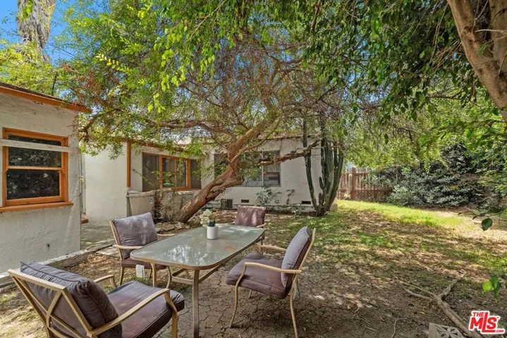 6022 Dauphin Street, Los Angeles, California 90034