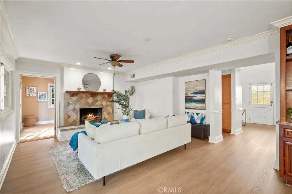 22550 Flamingo Street, Woodland Hills, California 91364 home-pic-22