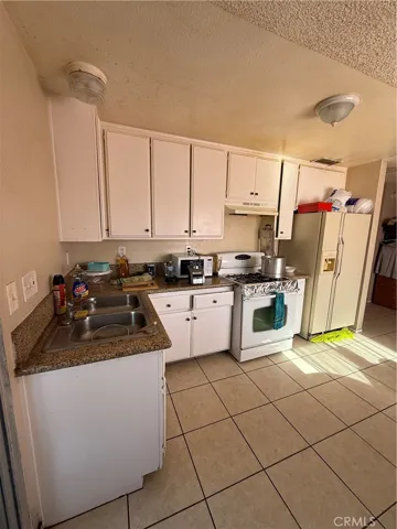 663 W 14th Street, San Bernardino, California 92405