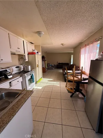 663 W 14th Street, San Bernardino, California 92405