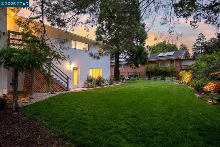 4222 Aberfoil Ave, Oakland, California 94605