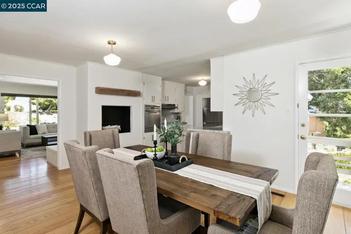 4222 Aberfoil Ave, Oakland, California 94605