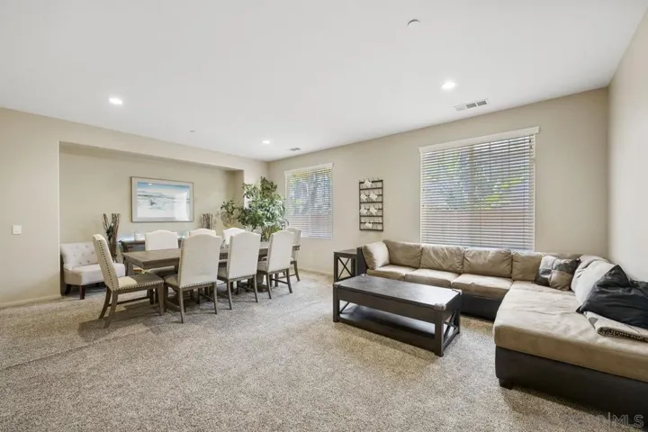 2928 Burnet Dr, Escondido, California 92027