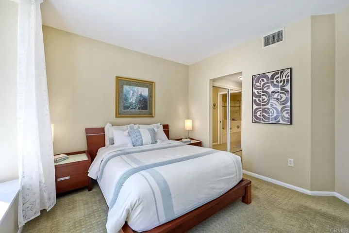 2400 5th Avenue 225, San Diego, California 92101