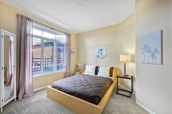 2400 5th Avenue 225, San Diego, California 92101