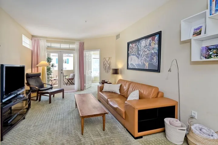2400 5th Avenue 225, San Diego, California 92101