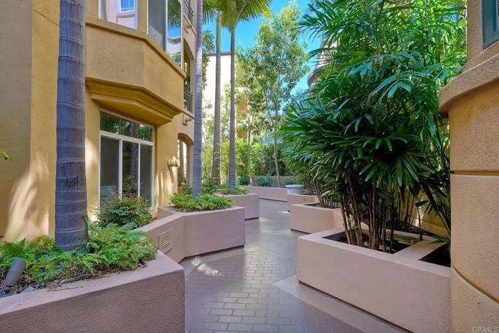 2400 5th Avenue 225, San Diego, California 92101