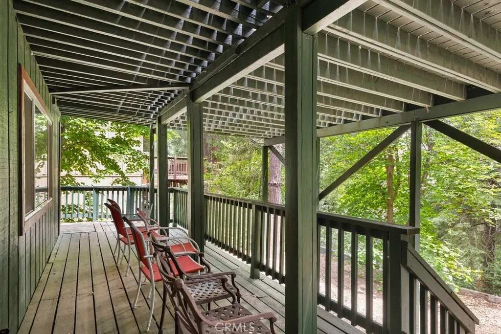 717 Crest Estates Drive, Lake Arrowhead, California 92352 home-pic-21