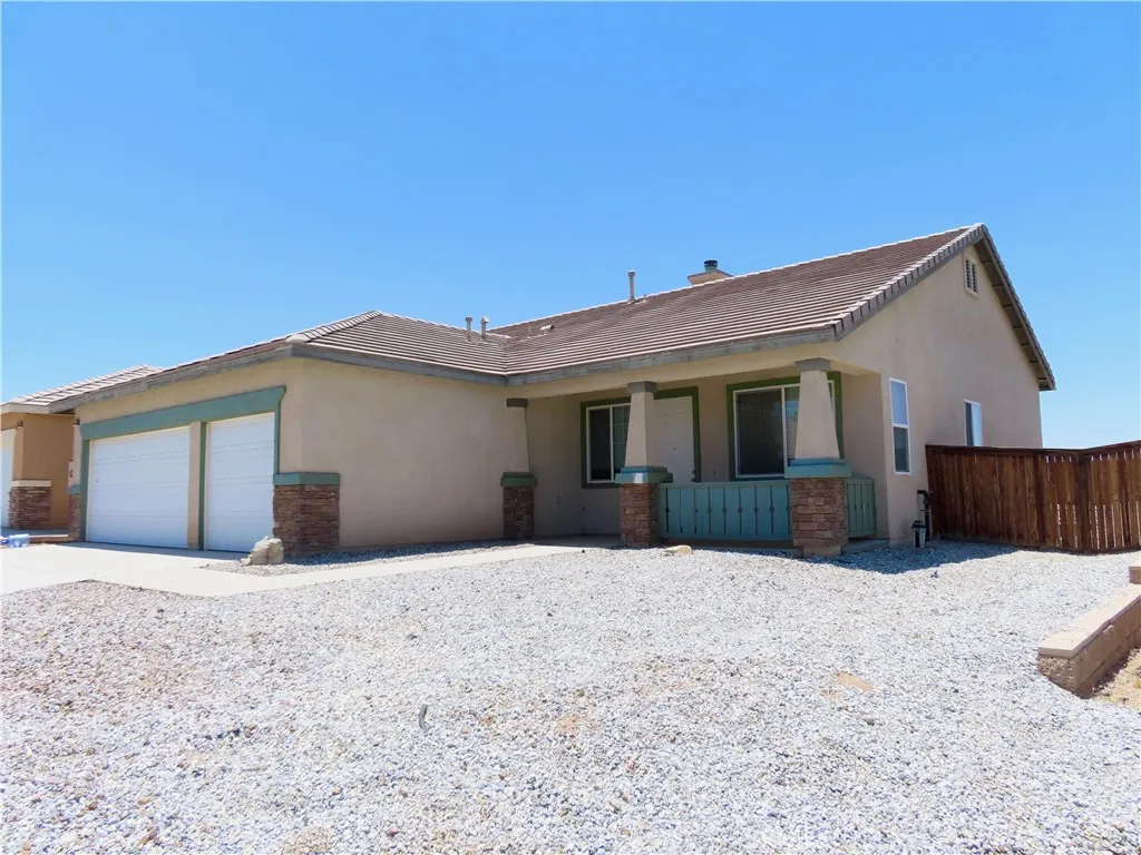 13668 Sandpiper Place, Victorville, California 92392 home-pic-51