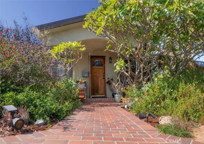 Brick Walkway Entry