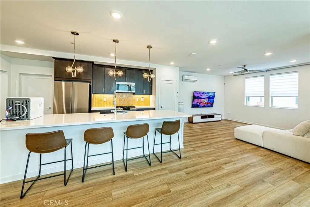 275 Pin Lane, Covina, California 91722 home-pic-3