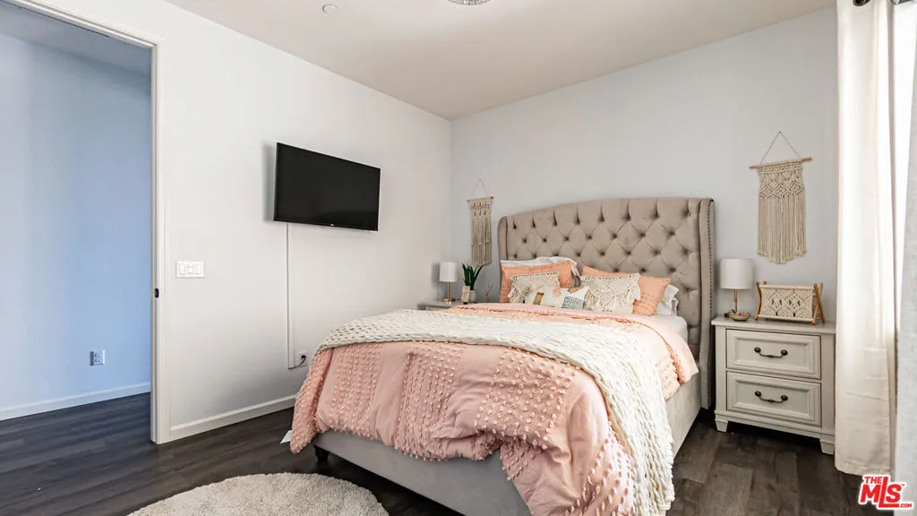 16130 Gallery Heights Drive, Riverside, California 92504 home-pic-39