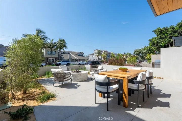 506 12th, Huntington Beach, California 92648