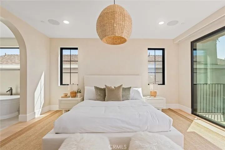 506 12th, Huntington Beach, California 92648