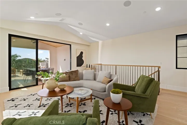 506 12th, Huntington Beach, California 92648