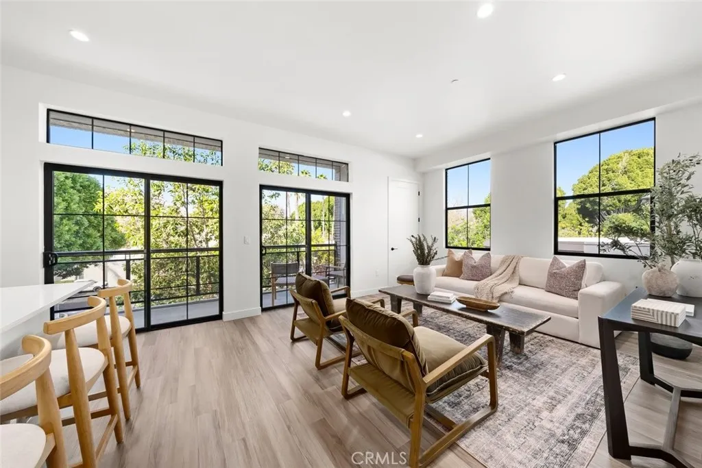 581 Higuera Street 203, San Luis Obispo, California 93401 home-pic-11