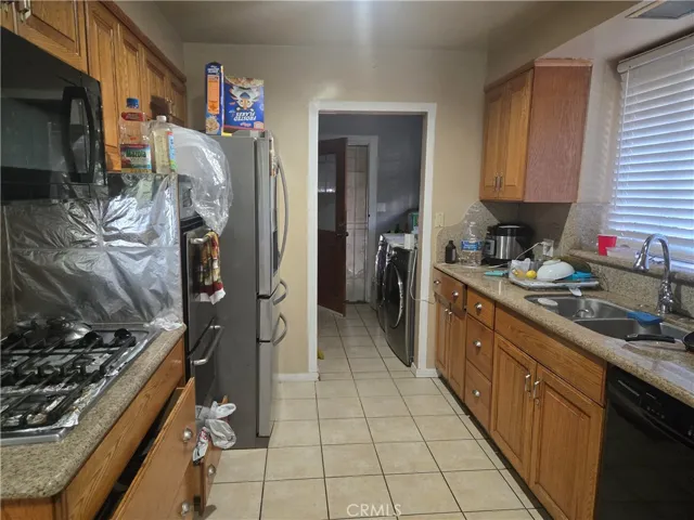 7047 3rd Avenue, Los Angeles, California 90043