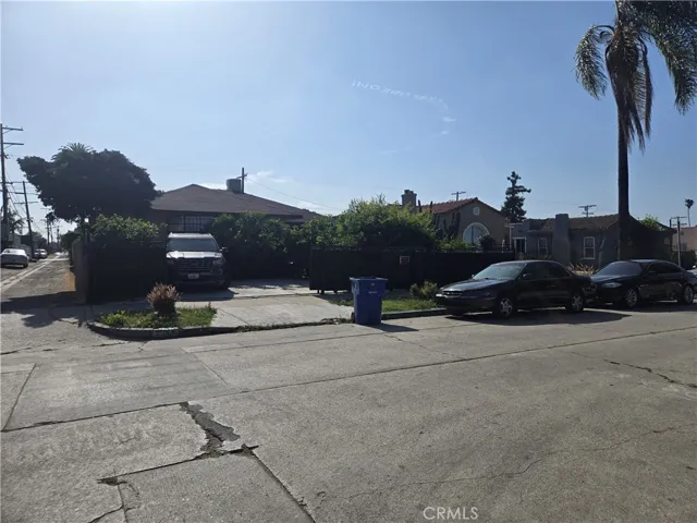 7047 3rd Avenue, Los Angeles, California 90043