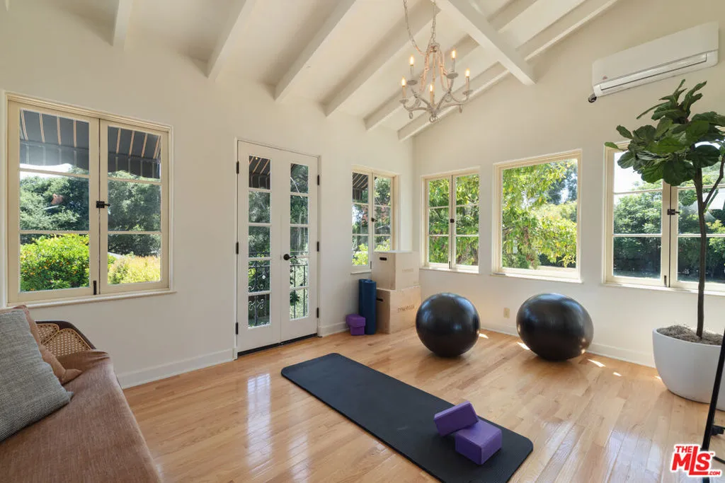 205 S Lomita Avenue, Ojai, California 93023 home-pic-29