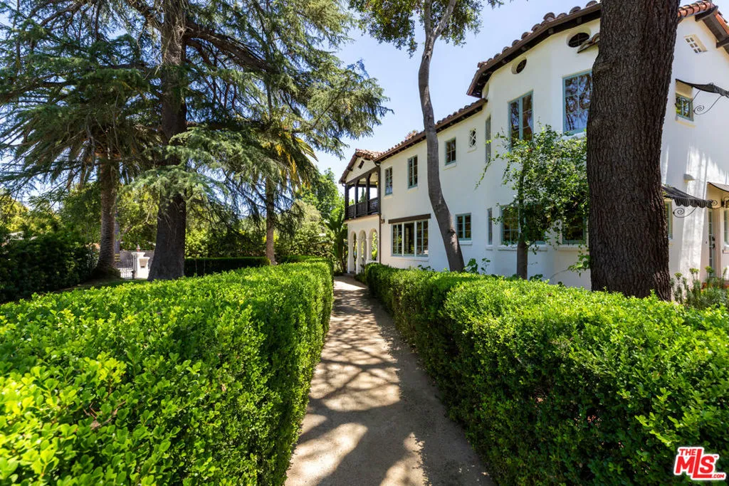 205 S Lomita Avenue, Ojai, California 93023 home-pic-42