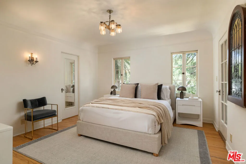 205 S Lomita Avenue, Ojai, California 93023 home-pic-25