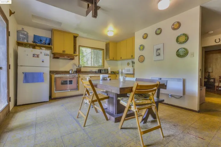 17864 Neeley Rd, Guerneville, California 95446