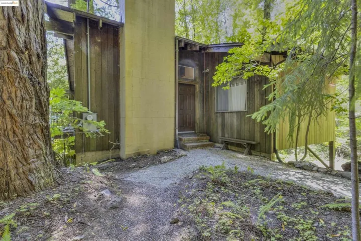 17864 Neeley Rd, Guerneville, California 95446