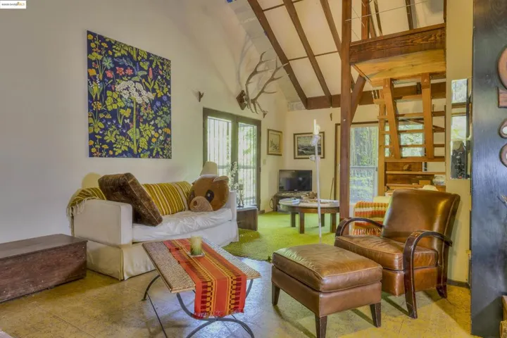 17864 Neeley Rd, Guerneville, California 95446