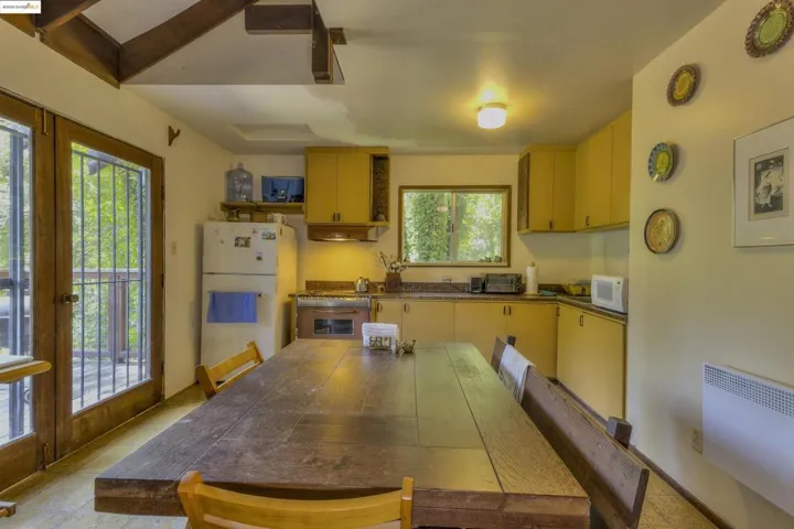17864 Neeley Rd, Guerneville, California 95446