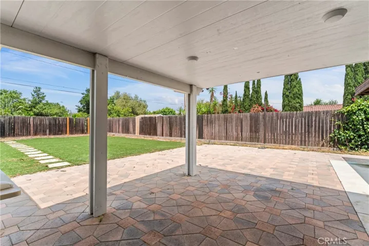 6604 Tokay Avenue, Fontana, California 92336