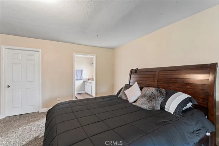 6604 Tokay Avenue, Fontana, California 92336