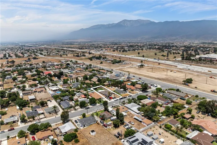 6604 Tokay Avenue, Fontana, California 92336
