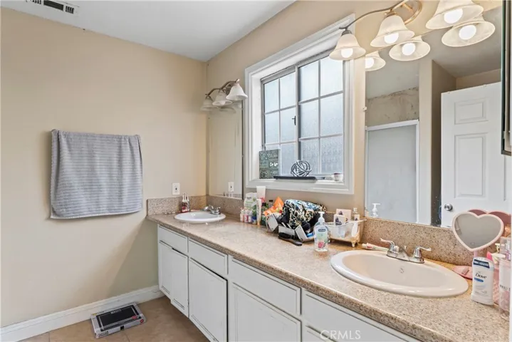 6604 Tokay Avenue, Fontana, California 92336