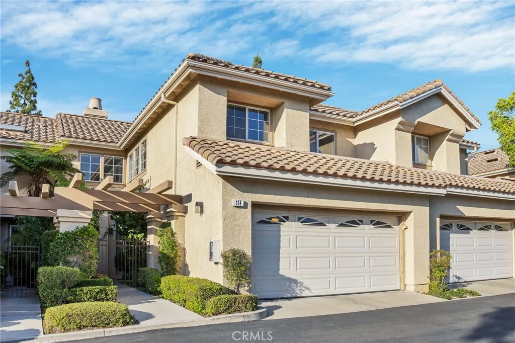 114 Encantado, Rancho Santa Margarita, California 92688, 3 Bedrooms Bedrooms, ,3 BathroomsBathrooms,Residential,For Sale,Encantado,OC25143769