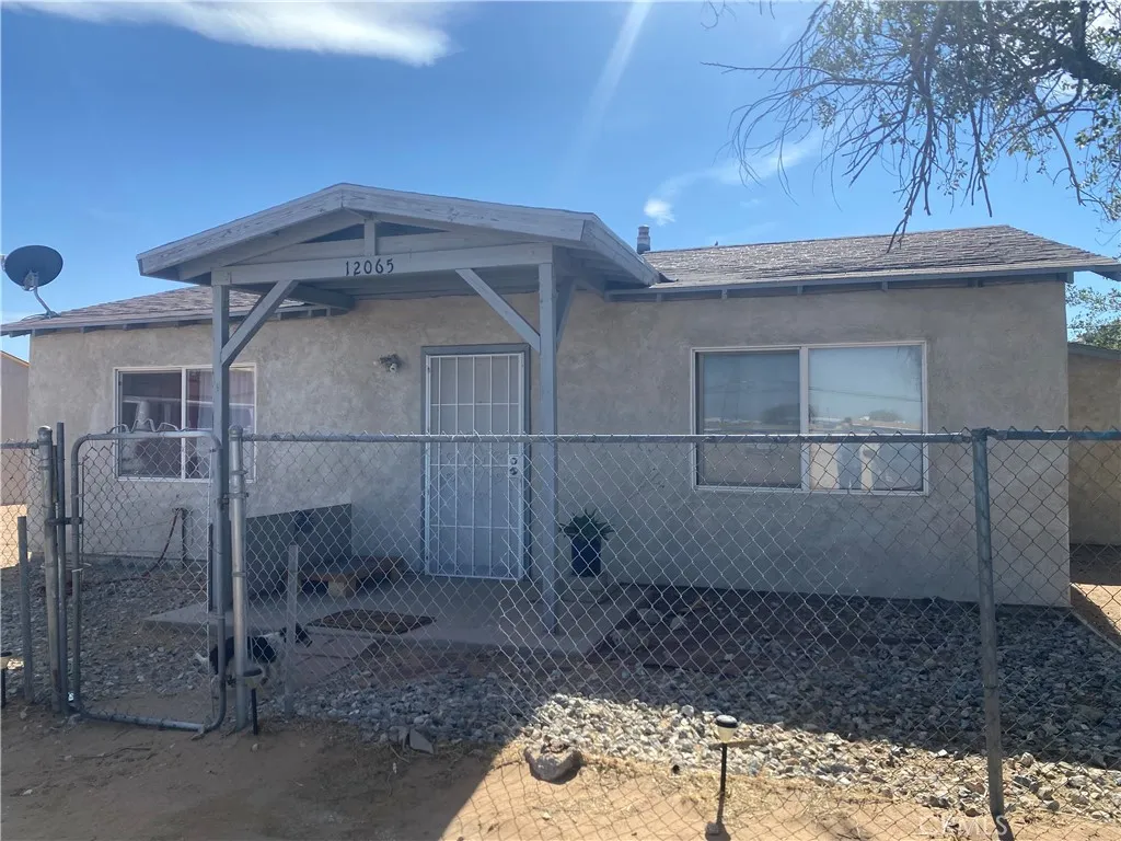 12065 Aztec Lane, Adelanto, California 92301 home-pic-2