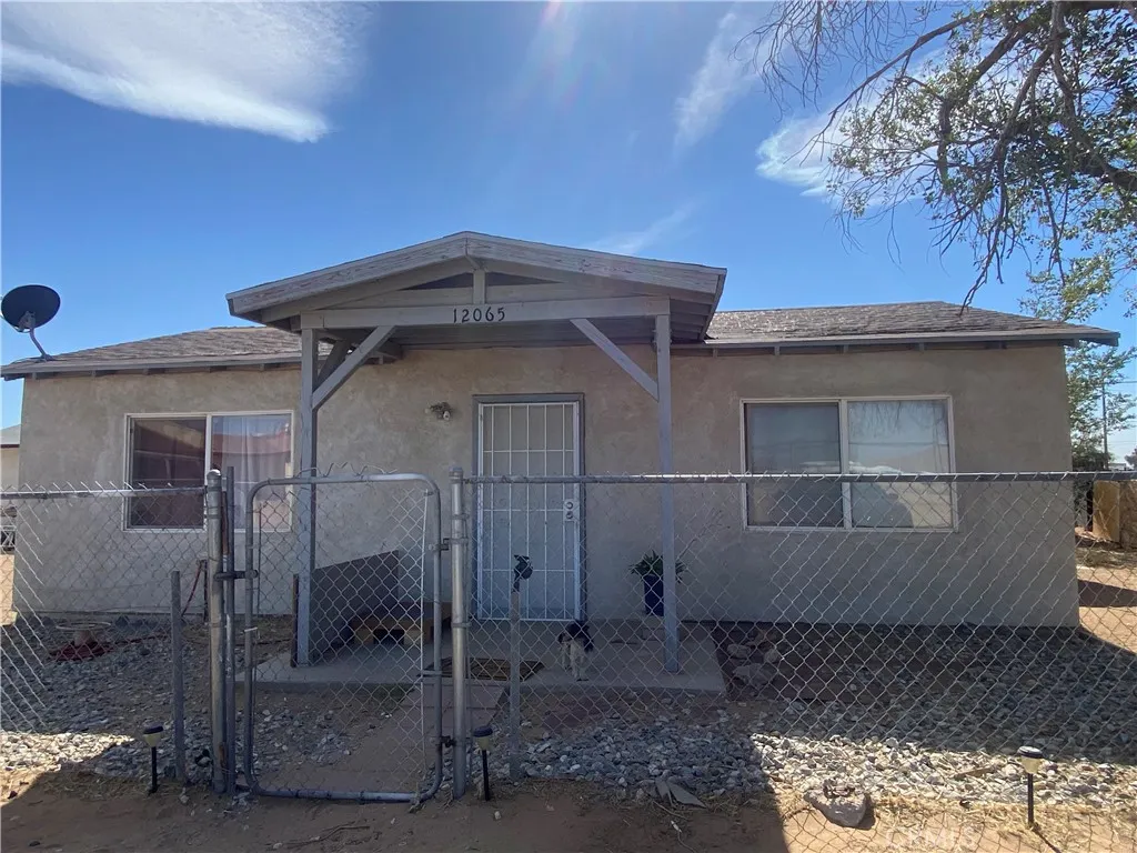 12065 Aztec Lane, Adelanto, California 92301 home-pic-4