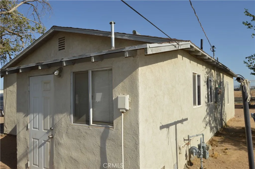 12065 Aztec Lane, Adelanto, California 92301 home-pic-8