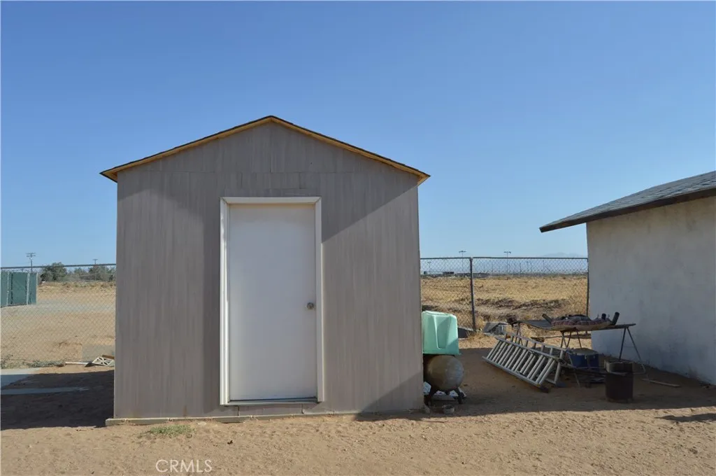 12065 Aztec Lane, Adelanto, California 92301 home-pic-22