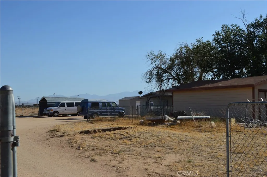 12065 Aztec Lane, Adelanto, California 92301 home-pic-29