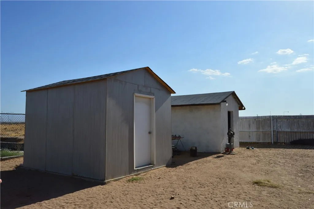 12065 Aztec Lane, Adelanto, California 92301 home-pic-21
